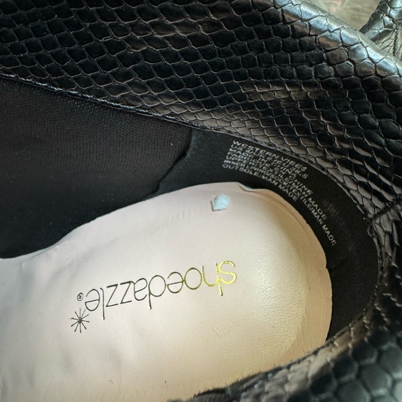 🔵 Shoe Dazzle Western Vibe Black Suede & Faux Snakeskin Ankle Boot Sz 8 - Picture 9 of 10